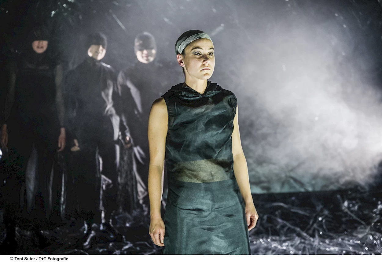 Antigone, Theater Kanton Zürich, Mia Lüscher  | Foto: T + T Fotografie, Toni Suter